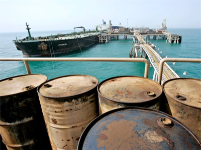 ΗΠΑ: Παρατείνεται η εξαίρεση από τις κυρώσεις για 11 χώρες που αγοράζουν πετρέλαιο από το Ιράν